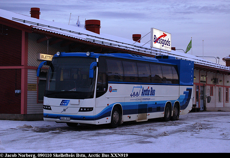 arcticbus_xxn919_skellefte_090109.jpg