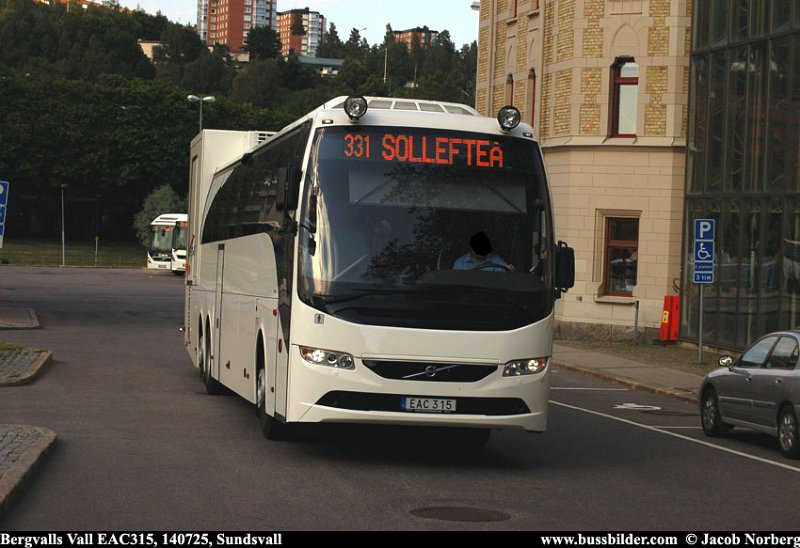 bergsvallsbuss_eac315_sundsvall_140725.jpg