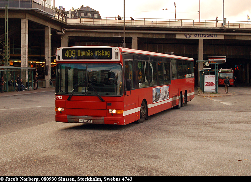 swebus_4743_slussen_080930.jpg