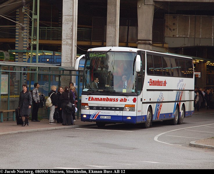 ekmanbuss_12_slussen_080930.jpg