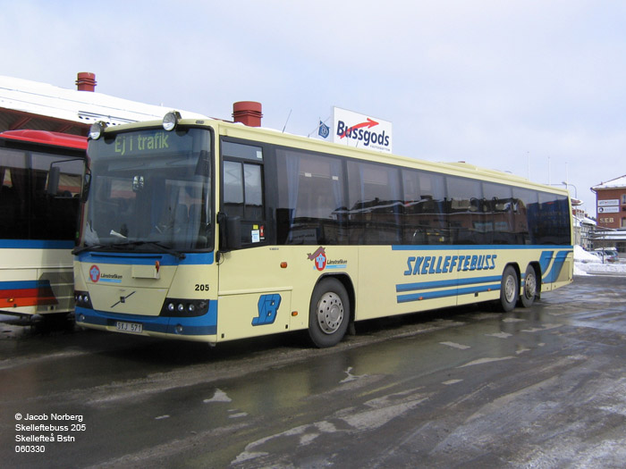 skelleftebuss_205_skellefte_060330.jpg