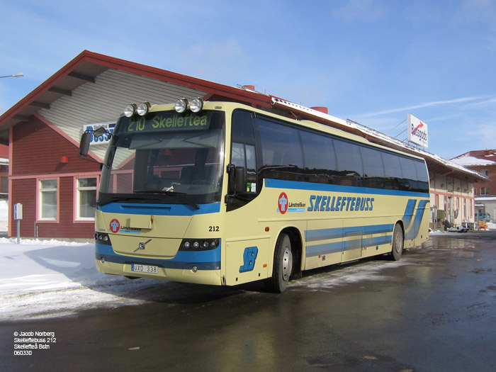 skelleftebuss_212_skellefte_060330.jpg