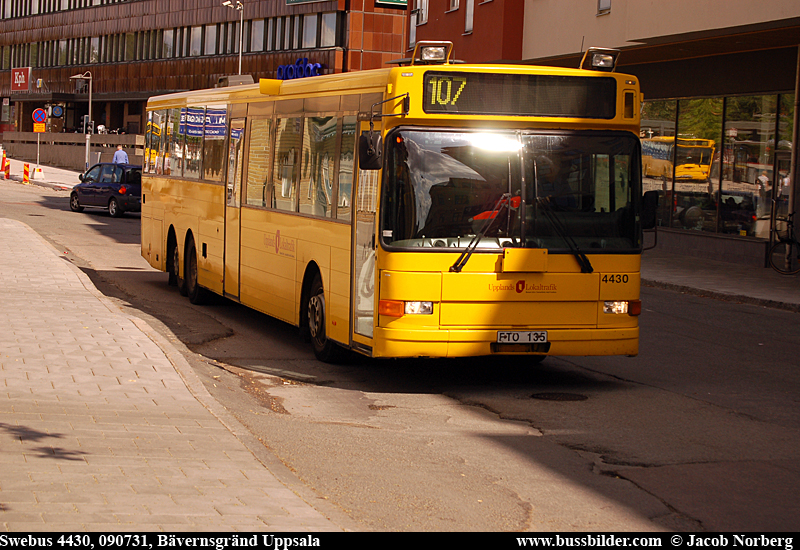 swebus_4430_uppsala_090731.jpg