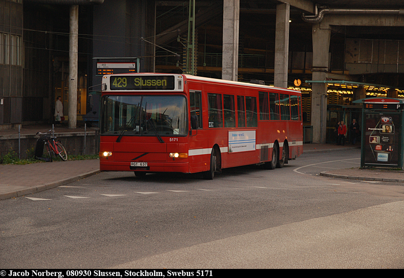 swebus_5171_slussen_080930.jpg